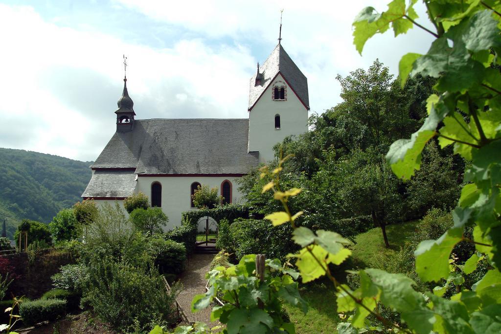 Wein- Und Gaestehaus St. Aldegundishof Sankt Aldegund Bagian luar foto